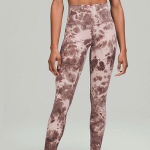 Lululemon Align Leggings Size 10 in Diamond Dye Pink